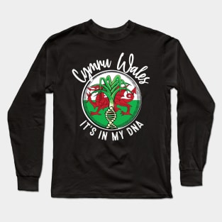 Wales - It's in my DNA. Welsh leek with a DNA strand on the flag of Wales design Long Sleeve T-Shirt